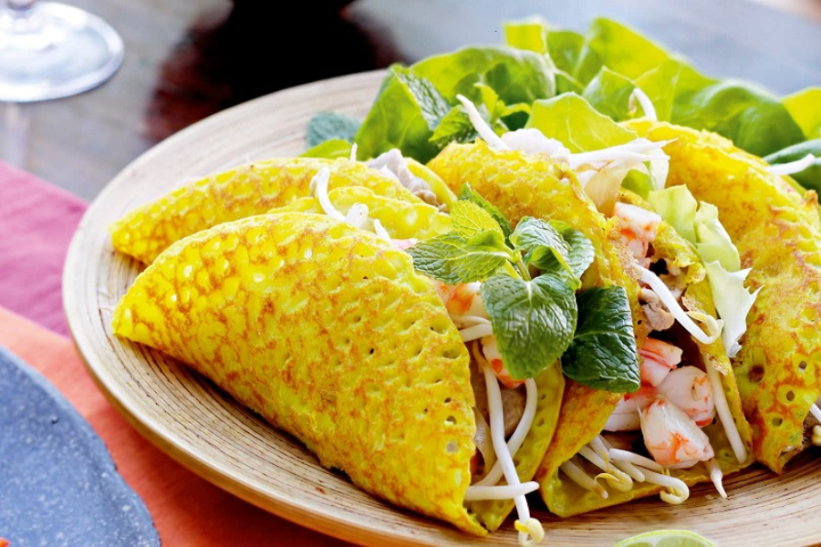 “Bánh xèo” - Crispy Vietnamese pancake